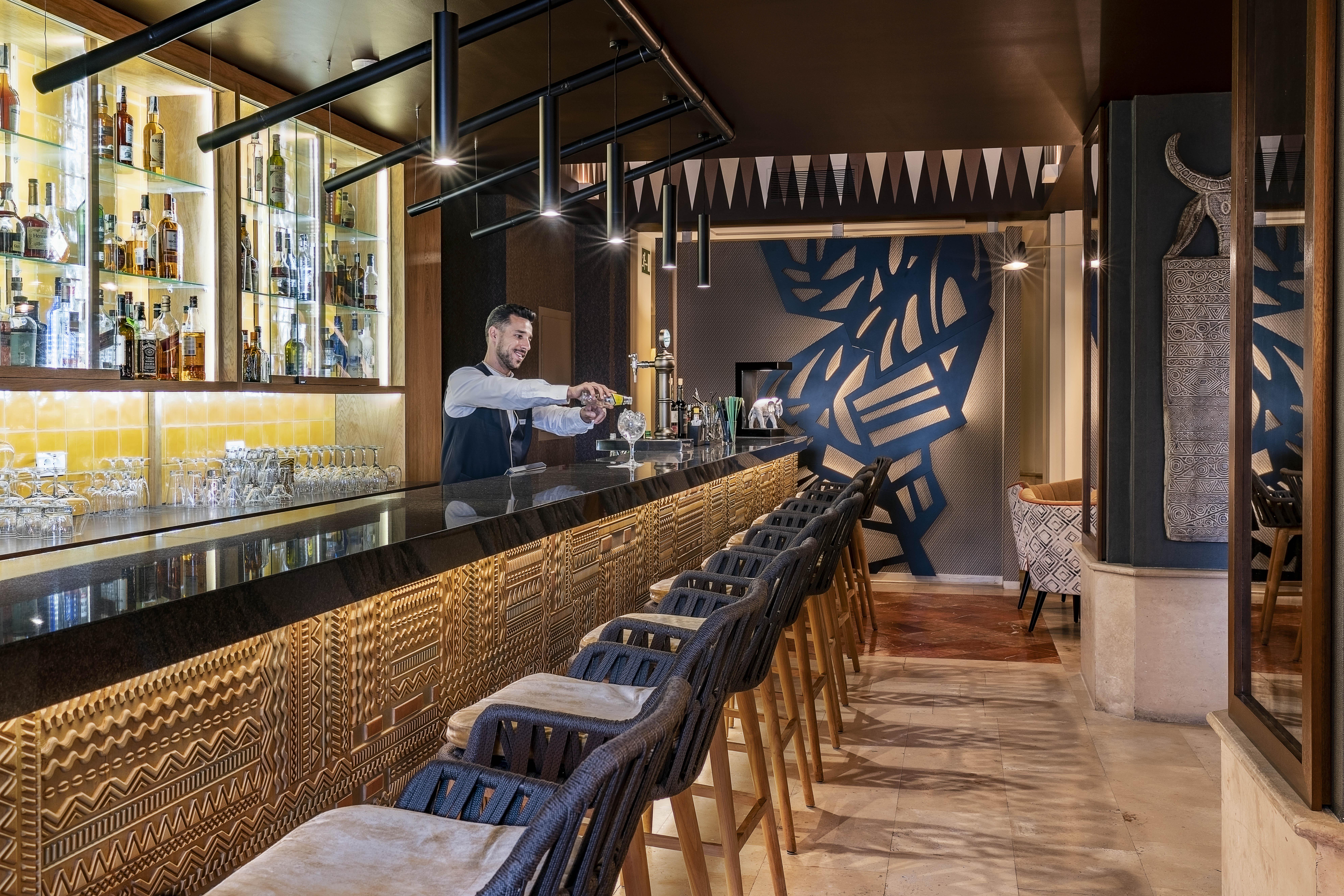 Vincci Seleccion La Plantacion Del Sur Hotel Адехе Екстериор снимка The bar at the hotel